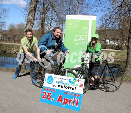 Woerthersee autofrei. Michael Jaindl (Kaernten Solar), Christian Salmhofer (Klimabuendnis Kaernten). Klagenfurt, 3.4.2015.
Foto: Kuess
---
pressefotos, pressefotografie, kuess, qs, qspictures, sport, bild, bilder, bilddatenbank