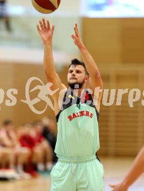 Basketball 2. Bundesliga. Halbfinal-Playoffs. Raides Villach gegen Dragons St. Poelten.  Andreas Napokoj (Villach). Villach, am 6.4.2015.
Foto: Kuess
---
pressefotos, pressefotografie, kuess, qs, qspictures, sport, bild, bilder, bilddatenbank