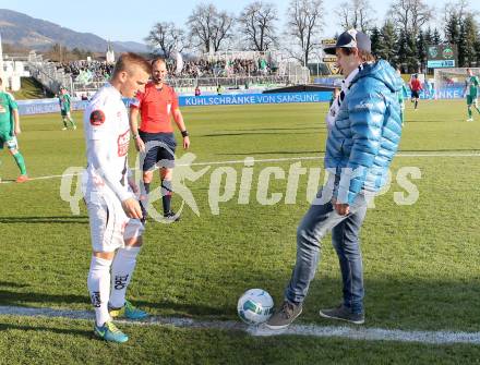 Fussball OEFB Cup. RZ Pellets WAC gegen SK Rapid Wien. Ankick durch Matthias Mayer, Manuel Kerhe (WAC). Wolfsberg, am 7.4.2015.
Foto: Kuess

---
pressefotos, pressefotografie, kuess, qs, qspictures, sport, bild, bilder, bilddatenbank