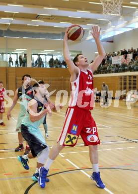 Basketball 2. Bundesliga. Halbfinal-Playoffs. Raides Villach gegen Dragons St. Poelten.  Andreas Napokoj (Villach), Eric Schranz (St. Poelten). Villach, am 6.4.2015.
Foto: Kuess
---
pressefotos, pressefotografie, kuess, qs, qspictures, sport, bild, bilder, bilddatenbank