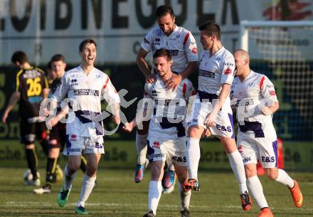 Fussball Regionalliga. SAK gegen Lafnitz. Torjubel Patrick Lausegger, Christian Dlopst, Murat Veliu, Tilen Kompan, Darjan Aleksic (SAK). Welzenegg, am 10.4.2015.
Foto: Kuess
---
pressefotos, pressefotografie, kuess, qs, qspictures, sport, bild, bilder, bilddatenbank