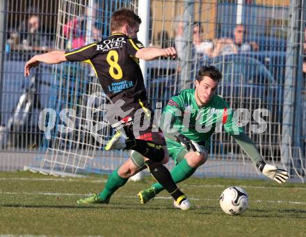 Fussball Regionalliga. SAK gegen Lafnitz. Marcel Reichmann, (SAK), Hannes Ritter  (Lafnitz). Welzenegg, am 10.4.2015.
Foto: Kuess
---
pressefotos, pressefotografie, kuess, qs, qspictures, sport, bild, bilder, bilddatenbank