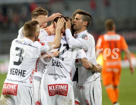 Fussball Bundesliga. RZ Pellets WAC gegen FC Admira Wacker Moedling.  torjubel (WAC). Wolfsberg, am 11.4.2015.
Foto: Kuess

---
pressefotos, pressefotografie, kuess, qs, qspictures, sport, bild, bilder, bilddatenbank