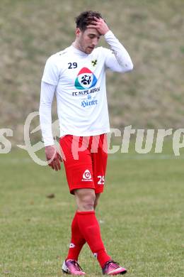 Fussball. Kaerntner Liga. Maria Saal gegen FC Alpe Adria. Philipp Regenfelder (Alpe Adria). Maria Saal, 4.4.2015.
Foto: Kuess
---
pressefotos, pressefotografie, kuess, qs, qspictures, sport, bild, bilder, bilddatenbank