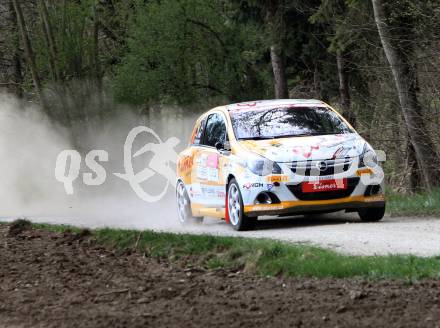 Motorsport. Lavanttal Rallye. Christoph Leitgeb, Sabrina Hartenberger. Wolfsberg, am 11.4.2015.
Foto: Kuess
---
pressefotos, pressefotografie, kuess, qs, qspictures, sport, bild, bilder, bilddatenbank