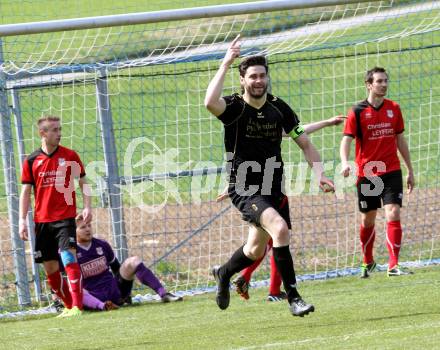 Fussball. Kaerntner Liga. Koettmannsdorf gegen Maria Saal. Torjubel Stephan Buergler, (Koettmannsdorf). Koettmannsdorf, 12.4.2015.
Foto: Kuess
---
pressefotos, pressefotografie, kuess, qs, qspictures, sport, bild, bilder, bilddatenbank