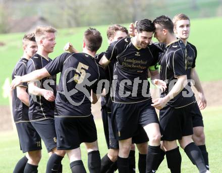 Fussball. Kaerntner Liga. Koettmannsdorf gegen Maria Saal. Torjubel Stephan Buergler (Koettmannsdorf). Koettmannsdorf, 12.4.2015.
Foto: Kuess
---
pressefotos, pressefotografie, kuess, qs, qspictures, sport, bild, bilder, bilddatenbank