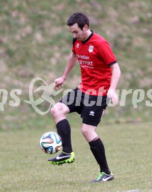 Fussball. Kaerntner Liga. Maria Saal gegen FC Alpe Adria. Marco Mueller (Maria Saal). Maria Saal, 4.4.2015.
Foto: Kuess
---
pressefotos, pressefotografie, kuess, qs, qspictures, sport, bild, bilder, bilddatenbank