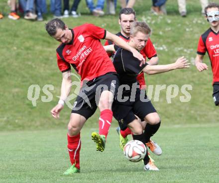 Fussball. Kaerntner Liga. Koettmannsdorf gegen Maria Saal. Julian Hobel (Koettmannsdorf), Rok Smid (Maria Saal). Koettmannsdorf, 12.4.2015.
Foto: Kuess
---
pressefotos, pressefotografie, kuess, qs, qspictures, sport, bild, bilder, bilddatenbank