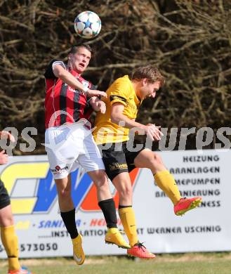 Fussball 1. Klasse D Obere Play Off. St. Margareten/Rosental gegen Grafenstein. Matic Logar,  (St. Margarethen), Mathias Paul Podhajsky (Grafenstein). St. Margareten, am 12.4.2015.
Foto: Kuess
---
pressefotos, pressefotografie, kuess, qs, qspictures, sport, bild, bilder, bilddatenbank