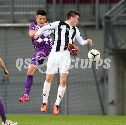 Fussball Regionalliga. SK Austria Klagenfurt gegen SPG FC Pasching/LASK Juniors. Ervin Kevab, (Klagenfurt),  Orhan Vojic  (Pasching). Klagenfurt, am 17.4.2015.
Foto: Kuess
---
pressefotos, pressefotografie, kuess, qs, qspictures, sport, bild, bilder, bilddatenbank