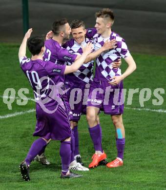 Fussball Regionalliga. SK Austria Klagenfurt gegen SPG FC Pasching/LASK Juniors. Torjubel Dominik Kirschner, Patrik Eler, Ali Hamdemir, Mirnes Becirovic (Klagenfurt). Klagenfurt, am 17.4.2015.
Foto: Kuess
---
pressefotos, pressefotografie, kuess, qs, qspictures, sport, bild, bilder, bilddatenbank