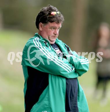 Fussball 1. KLasse A Untere Play Off. Nikolsdorf/Oberdrauburg gegen Obermillstatt.  Trainer Wolfgang Hofer (Obermillstatt). Nikolsdorf,am 11.4.2015.
Foto: Kuess
---
pressefotos, pressefotografie, kuess, qs, qspictures, sport, bild, bilder, bilddatenbank