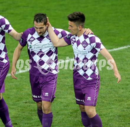 Fussball Regionalliga. SK Austria Klagenfurt gegen SPG FC Pasching/LASK Juniors. Torjubel Manuel Wallner, Ervin Bevab (Klagenfurt). Klagenfurt, am 17.4.2015.
Foto: Kuess
---
pressefotos, pressefotografie, kuess, qs, qspictures, sport, bild, bilder, bilddatenbank