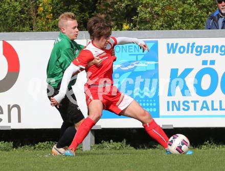 Fussball Unterliga Ost. KAC 1909 gegen Ulrichsberg. Michael Eisterlehner,  (KAC), Patrick Fleiss (Ulrichsberg). Klagenfurt, am 18.4.2015. 
Foto: Kuess
---
pressefotos, pressefotografie, kuess, qs, qspictures, sport, bild, bilder, bilddatenbank