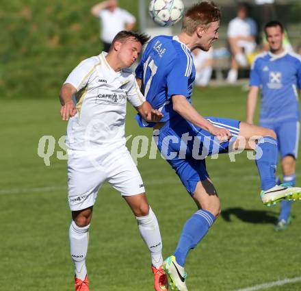 Fussball Unterliga Ost. SPG FC Poggersdorf gegen Ruden. Andreas Karpf,  (Poggersdorf), Tadej Slemenik (Ruden). Poggersdorf, am 19.4.2015.
Foto: Kuess
---
pressefotos, pressefotografie, kuess, qs, qspictures, sport, bild, bilder, bilddatenbank