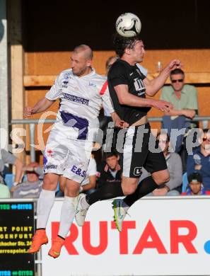 Fussball Regionalliga. SAK gegen St. Florian.  Christian Dlopst, (SAK),  Mario Buric (St. Florian). Klagenfurt, am 24.5.2015.
Foto: Kuess
---
pressefotos, pressefotografie, kuess, qs, qspictures, sport, bild, bilder, bilddatenbank