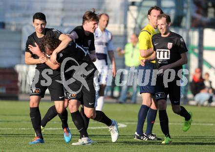 Fussball Regionalliga. SAK gegen St. Florian. Torjubel Mario Buric (St. Florian). Klagenfurt, am 24.5.2015.
Foto: Kuess
---
pressefotos, pressefotografie, kuess, qs, qspictures, sport, bild, bilder, bilddatenbank