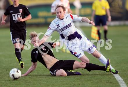 Fussball Regionalliga. SAK gegen St. Florian. Uros Roser, (SAK),  Thomas GÃ¼nter Jackel  (St. Florian). Klagenfurt, am 24.5.2015.
Foto: Kuess
---
pressefotos, pressefotografie, kuess, qs, qspictures, sport, bild, bilder, bilddatenbank