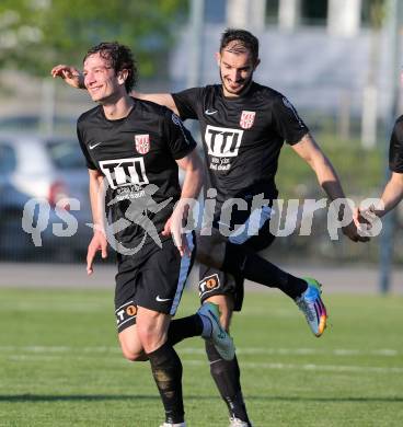 Fussball Regionalliga. SAK gegen St. Florian. Torjubel Mario Buric, Rexhe Bytyci (St. Florian). Klagenfurt, am 24.5.2015.
Foto: Kuess
---
pressefotos, pressefotografie, kuess, qs, qspictures, sport, bild, bilder, bilddatenbank