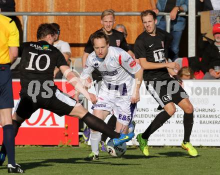 Fussball Regionalliga. SAK gegen St. Florian. Uros Roser,  (SAK), Qerim Idrizaj (St. Florian). Klagenfurt, am 24.5.2015.
Foto: Kuess
---
pressefotos, pressefotografie, kuess, qs, qspictures, sport, bild, bilder, bilddatenbank