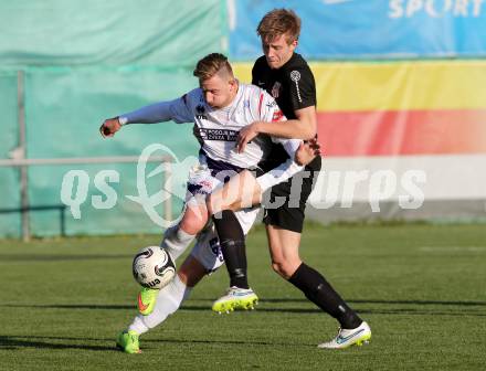 Fussball Regionalliga. SAK gegen St. Florian.  Darijo Biscan, (SAK),  Florian Fellinger  (St. Florian). Klagenfurt, am 24.5.2015.
Foto: Kuess
---
pressefotos, pressefotografie, kuess, qs, qspictures, sport, bild, bilder, bilddatenbank