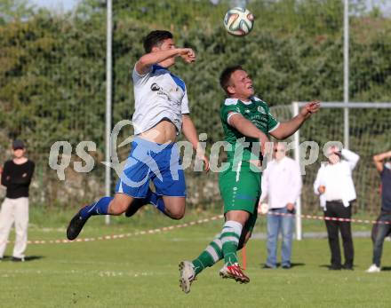 Fussball. 1. Klasse C OPO. Ebental gegen Donau. David Valtiner,  (Ebental), Christian Ernst Schritliser (Donau). Ebental, 26.4.2015.
Foto: Kuess
---
pressefotos, pressefotografie, kuess, qs, qspictures, sport, bild, bilder, bilddatenbank