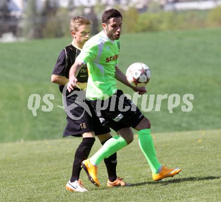 Fussball. Kaerntner Liga. Koettmannsdorf gegen Kuehnsdorf. Julian Hobel (Koettmannsdorf), Christopher Sallinger (Kuehnsdorf). Koettmannsdorf, 26.4.2015.
Foto: Kuess
---
pressefotos, pressefotografie, kuess, qs, qspictures, sport, bild, bilder, bilddatenbank