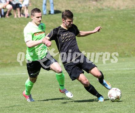 Fussball. Kaerntner Liga. Koettmannsdorf gegen Kuehnsdorf. Daniel Globotschnig (Koettmannsdorf), Robert Matic (Kuehnsdorf). Koettmannsdorf, 26.4.2015.
Foto: Kuess
---
pressefotos, pressefotografie, kuess, qs, qspictures, sport, bild, bilder, bilddatenbank