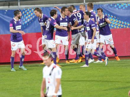 Fussball OEFB Cup. RZ Pellets WAC gegen FK Austria Wien. Torjubel Austria. Wolfsberg, am 29.4.2015.
Foto: Kuess

---
pressefotos, pressefotografie, kuess, qs, qspictures, sport, bild, bilder, bilddatenbank