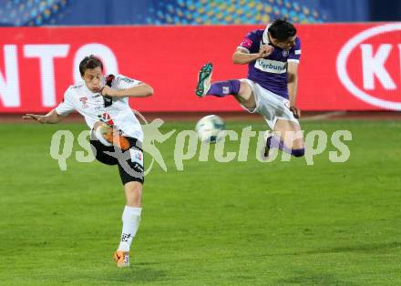 Fussball OEFB Cup. RZ Pellets WAC gegen FK Austria Wien. Dario Baldauf, De (WAC), Paula Gallardo David  (Wien). Wolfsberg, am 29.4.2015.
Foto: Kuess

---
pressefotos, pressefotografie, kuess, qs, qspictures, sport, bild, bilder, bilddatenbank