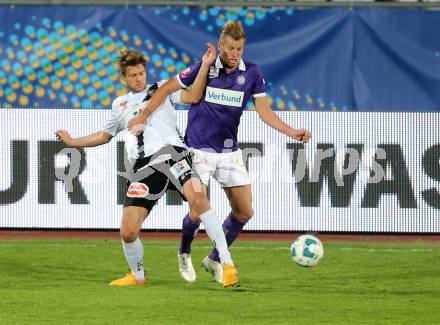 Fussball OEFB Cup. RZ Pellets WAC gegen FK Austria Wien. Boris Huettenbrenner, (WAC), Alexander Gruenwald  (Wien). Wolfsberg, am 29.4.2015.
Foto: Kuess

---
pressefotos, pressefotografie, kuess, qs, qspictures, sport, bild, bilder, bilddatenbank