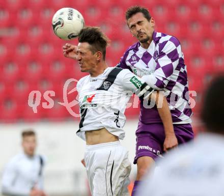 Fussball Regionalliga. SK Austria Klagenfurt gegen RZ Pellets WAC Amateure.  Manuel Wallner,  (Klagenfurt), Patrick Pfennich (WAC). Klagenfurt, am 30.5.2015.
Foto: Kuess
---
pressefotos, pressefotografie, kuess, qs, qspictures, sport, bild, bilder, bilddatenbank