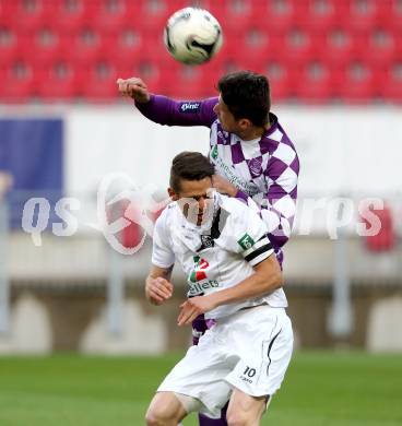 Fussball Regionalliga. SK Austria Klagenfurt gegen RZ Pellets WAC Amateure. Marko Dusak (KLagenfurt), Patrick Pfennich (WAC). Klagenfurt, am 30.5.2015.
Foto: Kuess
---
pressefotos, pressefotografie, kuess, qs, qspictures, sport, bild, bilder, bilddatenbank