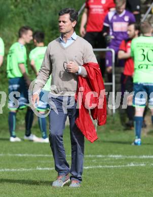 Fussball Kaerntner Liga. Maria Saal gegen Feldkirchen. Trainer Klaus Thuller (Maria Saal). Maria Saal, am 2.5.2015.
Foto: Kuess
---
pressefotos, pressefotografie, kuess, qs, qspictures, sport, bild, bilder, bilddatenbank