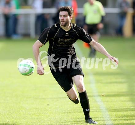 Fussball Kaerntner Liga. VSV gegen Koettmannsdorf. Stephan Buergler   (Koettmannsdorf). Villach, am 2.5.2015.
Foto: Kuess
---
pressefotos, pressefotografie, kuess, qs, qspictures, sport, bild, bilder, bilddatenbank