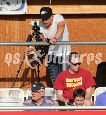 Fussball Regionalliga. SAK gegen ATSV Wolfsberg. Christopher Wernitznig (WAC). Klagenfurt, 8.5.2015.
Foto: Kuess
---
pressefotos, pressefotografie, kuess, qs, qspictures, sport, bild, bilder, bilddatenbank