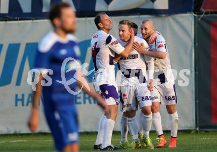 Fussball Regionalliga. SAK gegen ATSV Wolfsberg. Torjubel Darijo Biscan, Dejan Podbreznik, Christian Dlopst, Zeljko Mitrakovic (SAK). Klagenfurt, 8.5.2015.
Foto: Kuess
---
pressefotos, pressefotografie, kuess, qs, qspictures, sport, bild, bilder, bilddatenbank