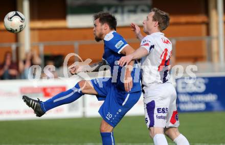 Fussball Regionalliga. SAK gegen ATSV Wolfsberg. Uros Roser, (SAK), Michael Kirisits  (Wolfsberg). Klagenfurt, 8.5.2015.
Foto: Kuess
---
pressefotos, pressefotografie, kuess, qs, qspictures, sport, bild, bilder, bilddatenbank