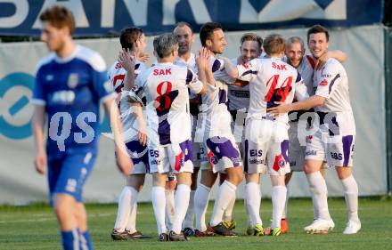 Fussball Regionalliga. SAK gegen ATSV Wolfsberg.Torjubel  (SAK). Klagenfurt, 8.5.2015.
Foto: Kuess
---
pressefotos, pressefotografie, kuess, qs, qspictures, sport, bild, bilder, bilddatenbank