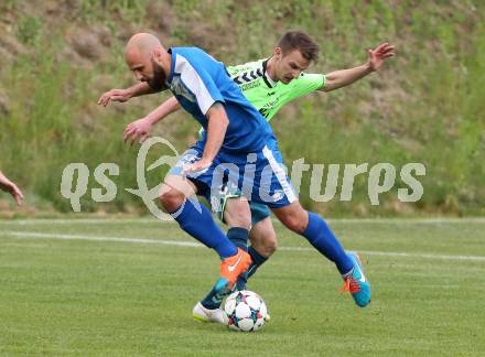 Fussball Kaerntner Liga. SV Feldkirchen/SV Oberglan gegen Annabichler Sportverein. Josef Hudelist,  (Feldkirchen), Stephan Mathias Stueckler  (ASV). Feldkirchen, am 9.5.2015.
Foto: Kuess
---
pressefotos, pressefotografie, kuess, qs, qspictures, sport, bild, bilder, bilddatenbank