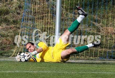 Fussball Unterliga Ost. SPG FC Poggersdorf gegen KAC 1909. Semir Aganovic  (Poggersdorf). Poggersdorf, am 10.5.2015.
Foto: Kuess
---
pressefotos, pressefotografie, kuess, qs, qspictures, sport, bild, bilder, bilddatenbank