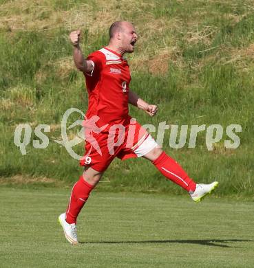 Fussball Unterliga Ost. SPG FC Poggersdorf gegen KAC 1909. Torjubel Daniel Barrazutti, (KAC). Poggersdorf, am 10.5.2015.
Foto: Kuess
---
pressefotos, pressefotografie, kuess, qs, qspictures, sport, bild, bilder, bilddatenbank