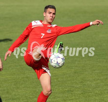 Fussball Unterliga Ost. SPG FC Poggersdorf gegen KAC 1909. Toni Krijan (KAC). Poggersdorf, am 10.5.2015.
Foto: Kuess
---
pressefotos, pressefotografie, kuess, qs, qspictures, sport, bild, bilder, bilddatenbank