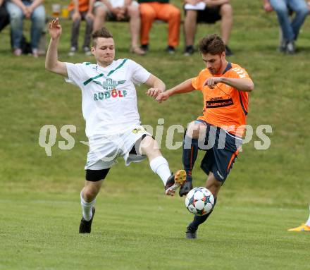 Fussball. Kaerntner Liga. Koettmannsdorf gegen Voelkermarkt. Jakob Orgonyi (Koettmannsdorf), Ingo Mailaender (Voelkermarkt). Koettmannsdorf, 10.5.2015.
Foto: Kuess
---
pressefotos, pressefotografie, kuess, qs, qspictures, sport, bild, bilder, bilddatenbank