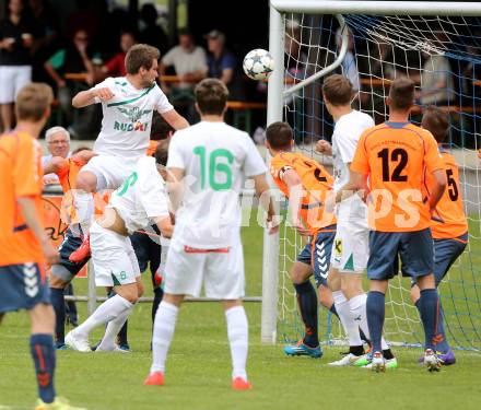 Fussball. Kaerntner Liga. Koettmannsdorf gegen Voelkermarkt. Fabian Ladinig (Voelkermarkt). Koettmannsdorf, 10.5.2015.
Foto: Kuess
---
pressefotos, pressefotografie, kuess, qs, qspictures, sport, bild, bilder, bilddatenbank