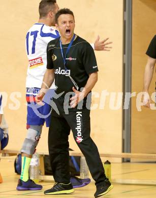 Handball Bundesliga. Aufstiegs Play Off. Halbfinale. SC Ferlach gegen UHC Erste Bank Hollabrunn.  Trainer Dino Poje (SCF). Ferlach, am 11.5.2015.
Foto: Kuess
---
pressefotos, pressefotografie, kuess, qs, qspictures, sport, bild, bilder, bilddatenbank