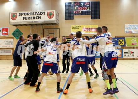 Handball Bundesliga. Aufstiegs Play Off. Halbfinale. SC Ferlach gegen UHC Erste Bank Hollabrunn. Jubel Ferlach. Ferlach, am 11.5.2015.
Foto: Kuess
---
pressefotos, pressefotografie, kuess, qs, qspictures, sport, bild, bilder, bilddatenbank