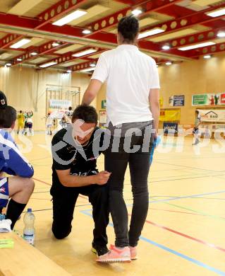 Handball Bundesliga. Aufstiegs Play Off. Halbfinale. SC Ferlach gegen UHC Erste Bank Hollabrunn. Trainer Dino Poje (SCF). Ferlach, am 11.5.2015.
Foto: Kuess
---
pressefotos, pressefotografie, kuess, qs, qspictures, sport, bild, bilder, bilddatenbank