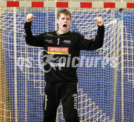 Handball Bundesliga. Aufstiegs Play Off. Halbfinale. SC Ferlach gegen UHC Erste Bank Hollabrunn. Matthias Meleschnig (SCF). Ferlach, am 11.5.2015.
Foto: Kuess
---
pressefotos, pressefotografie, kuess, qs, qspictures, sport, bild, bilder, bilddatenbank